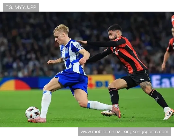 波尔图佩佩头球冲顶破门老将依旧硬气