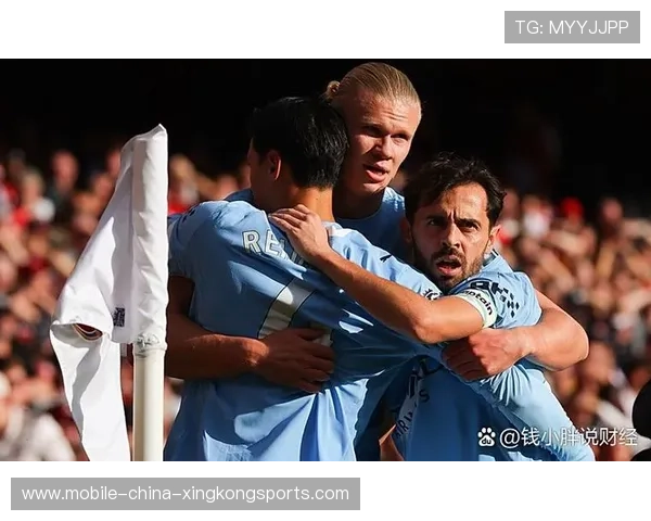 曼城反击中哈兰德门前一铲定乾坤——速度与专注缔造的致胜瞬间