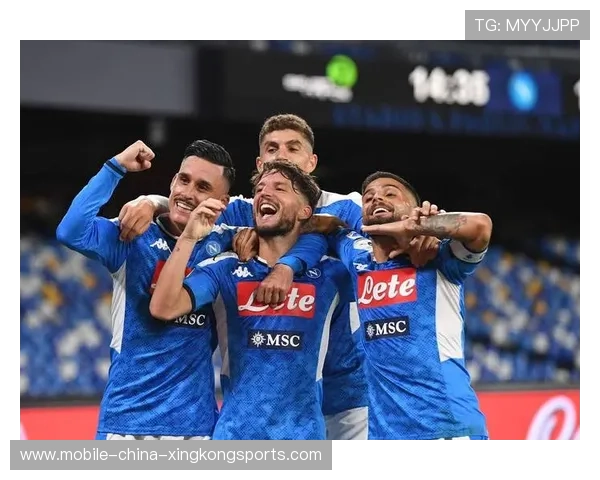 那不勒斯边路传中直接造成得分的背后:场上技艺与装备的协同之美 那不勒斯边路传中直接造成得分的背后:场上技艺与装备的协同之美