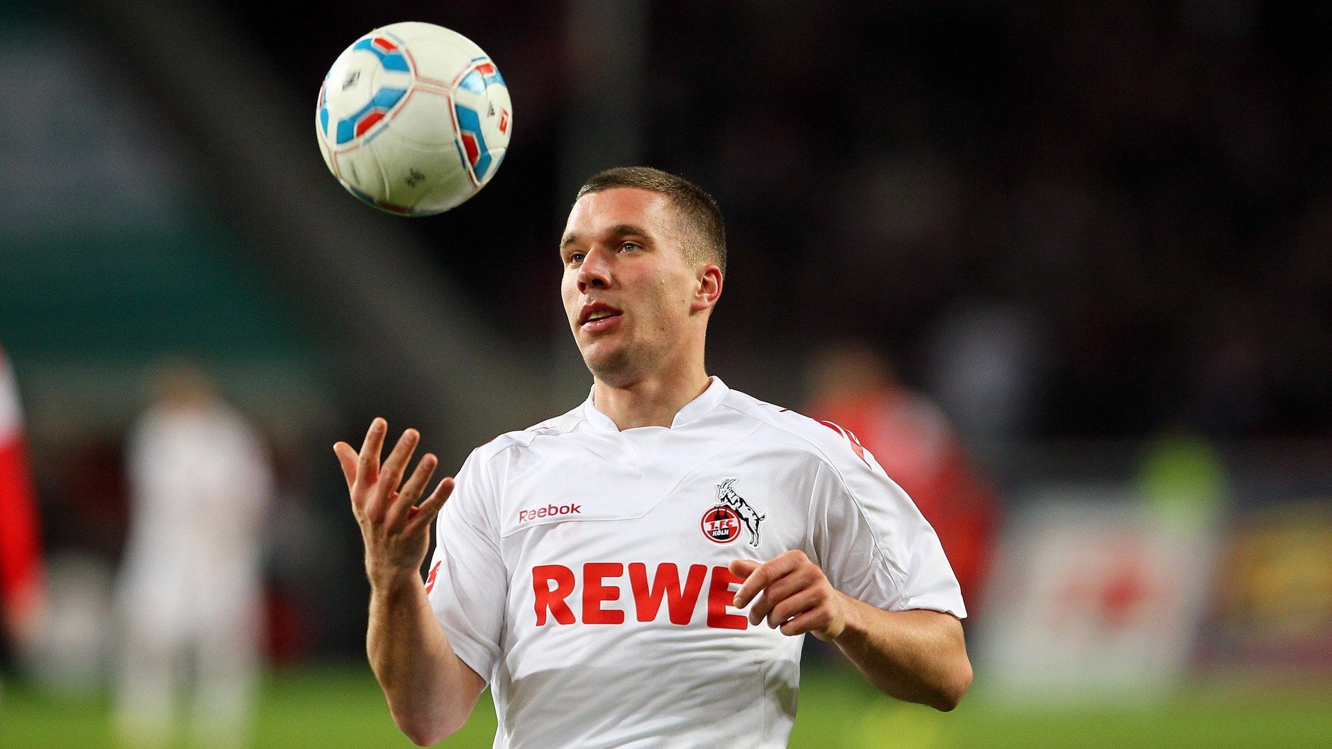 足球联赛年度分析